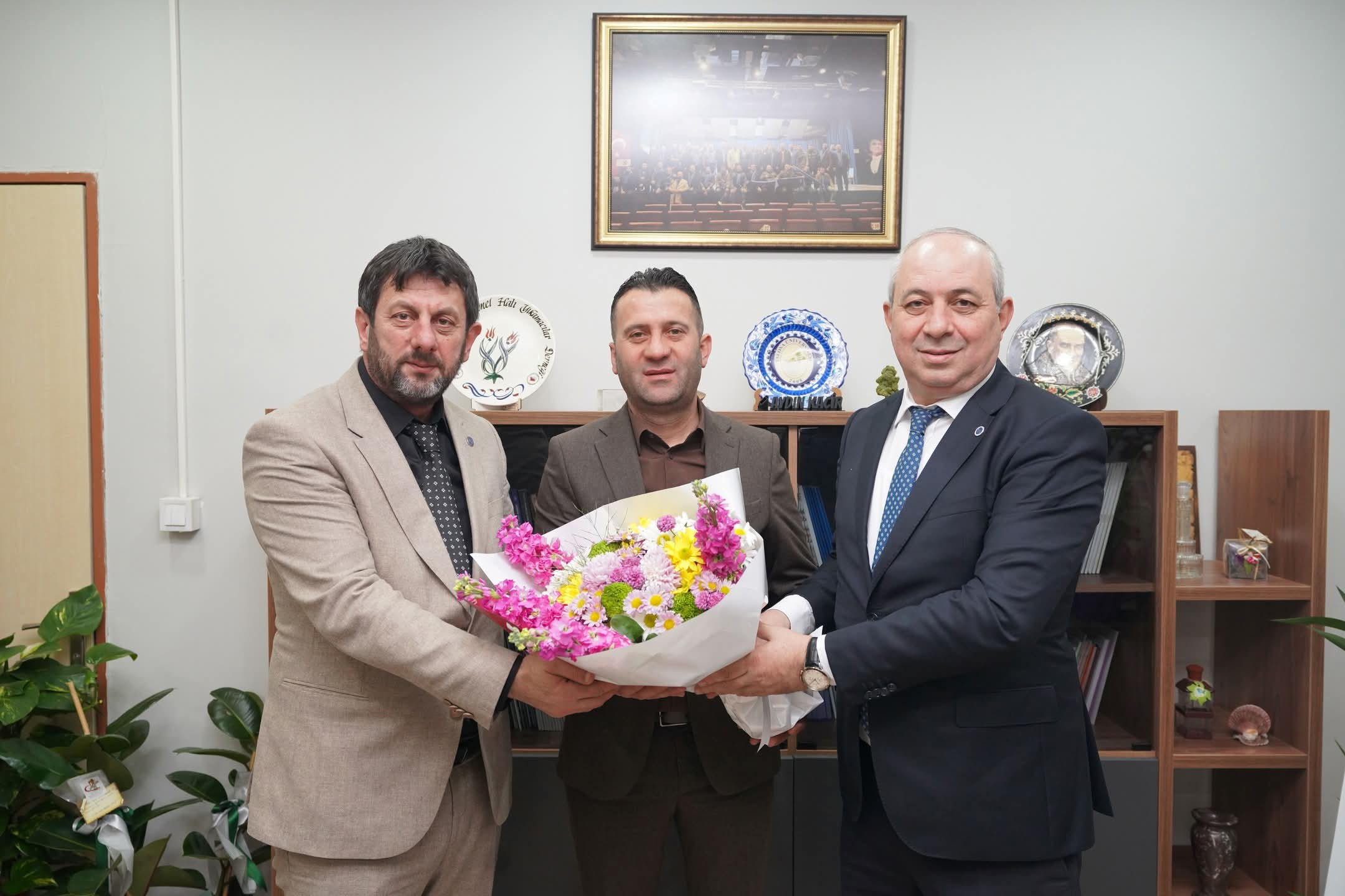 YTSO’dan Yalova Esnaf ve Sanatkârlar Odası Başkanı Aydın Kacir’e Hayırlı Olsun Ziyareti