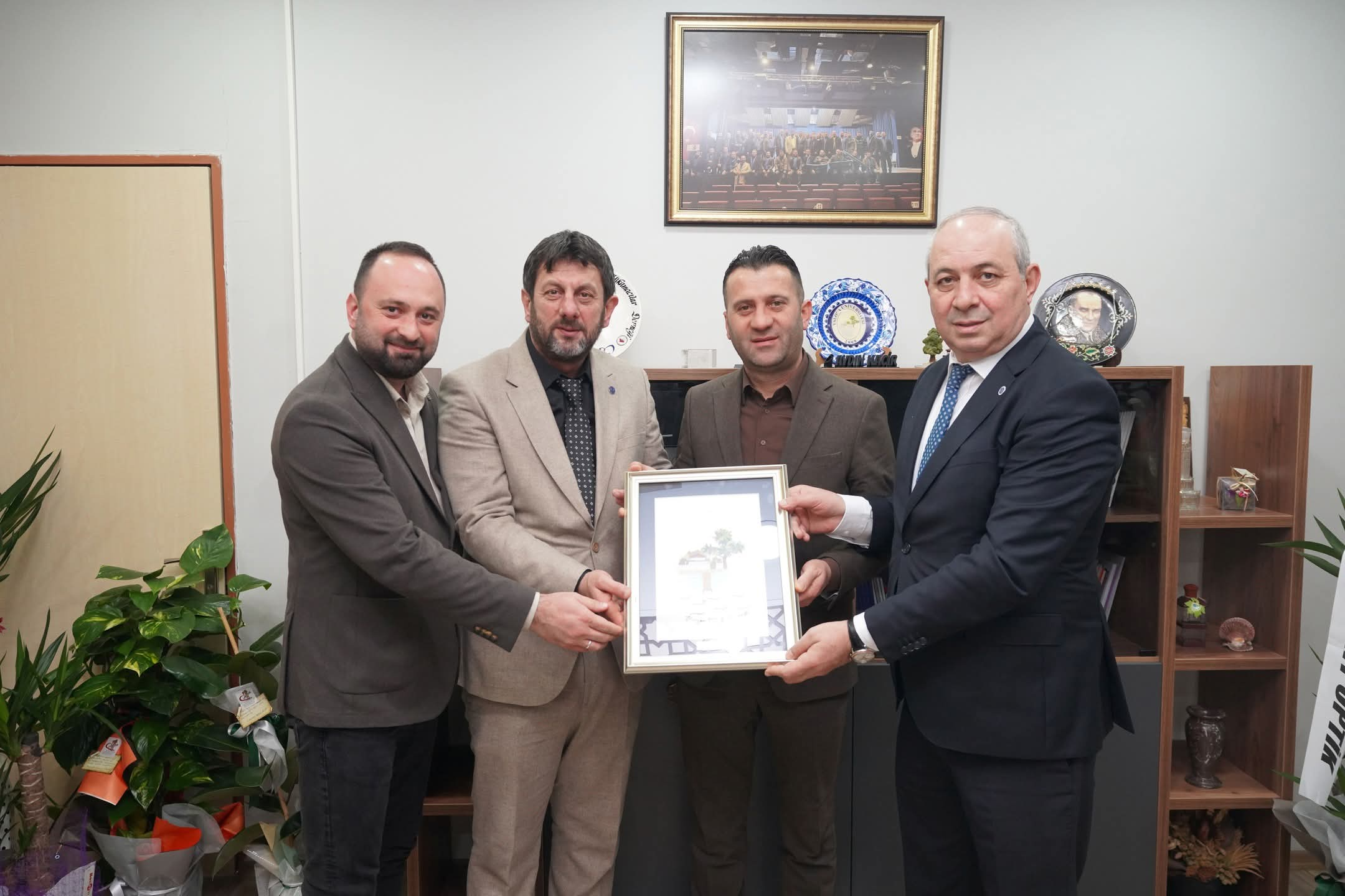 YTSO’dan Yalova Esnaf ve Sanatkârlar Odası Başkanı Aydın Kacir’e Hayırlı Olsun Ziyareti