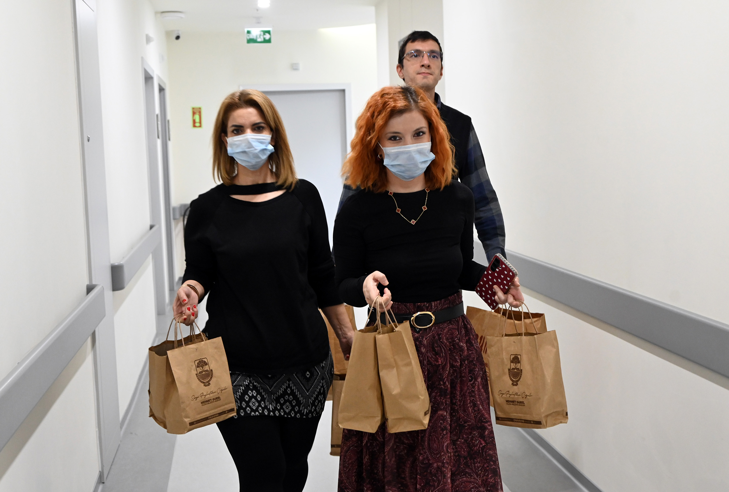 YALOVA BELEDİYESİ’NDEN YILIN İLK HASTANE ZİYARETLERİ  