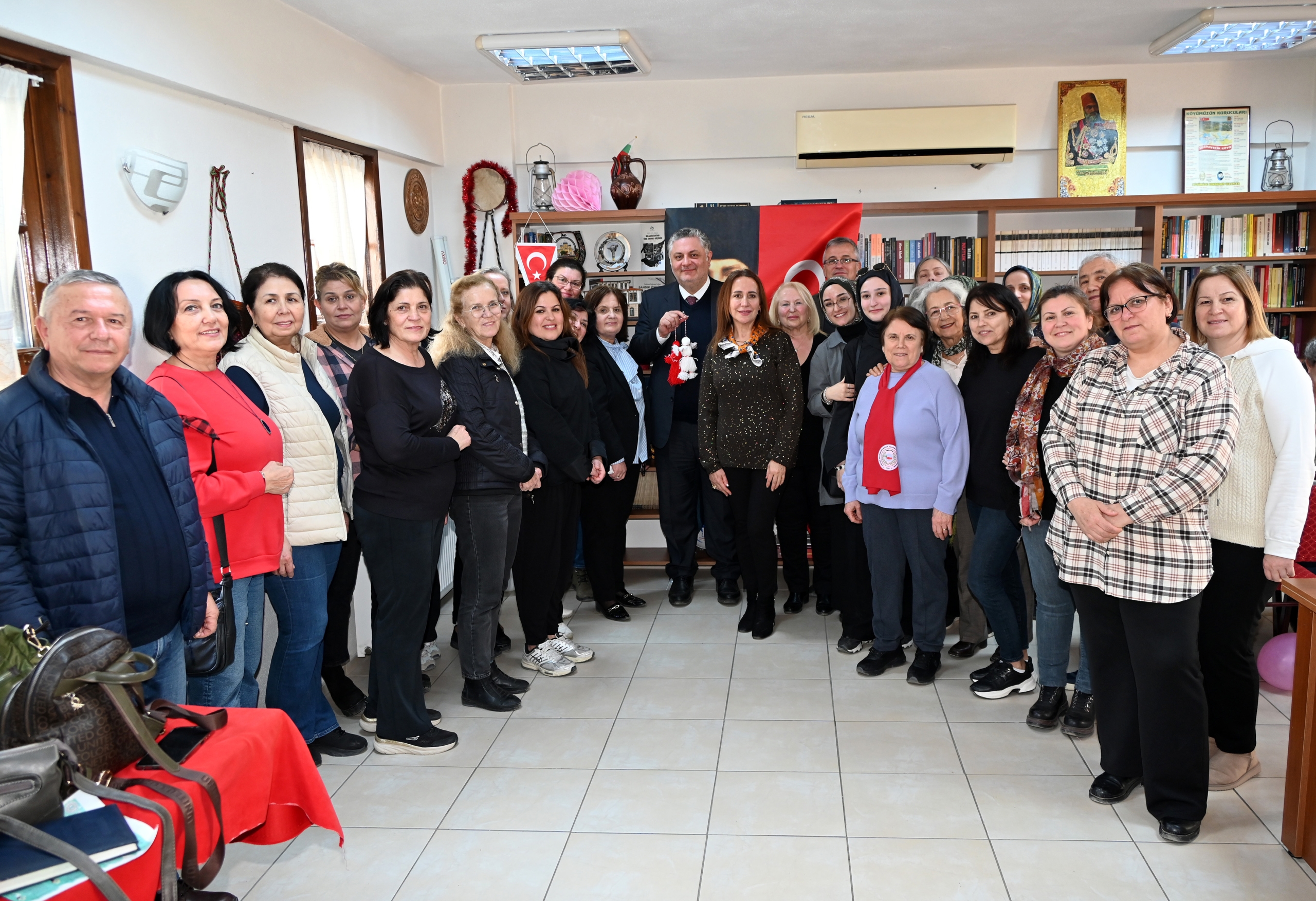 BAŞKAN GÜREL MARTENİÇKA GELENEĞİNE KATILDI  