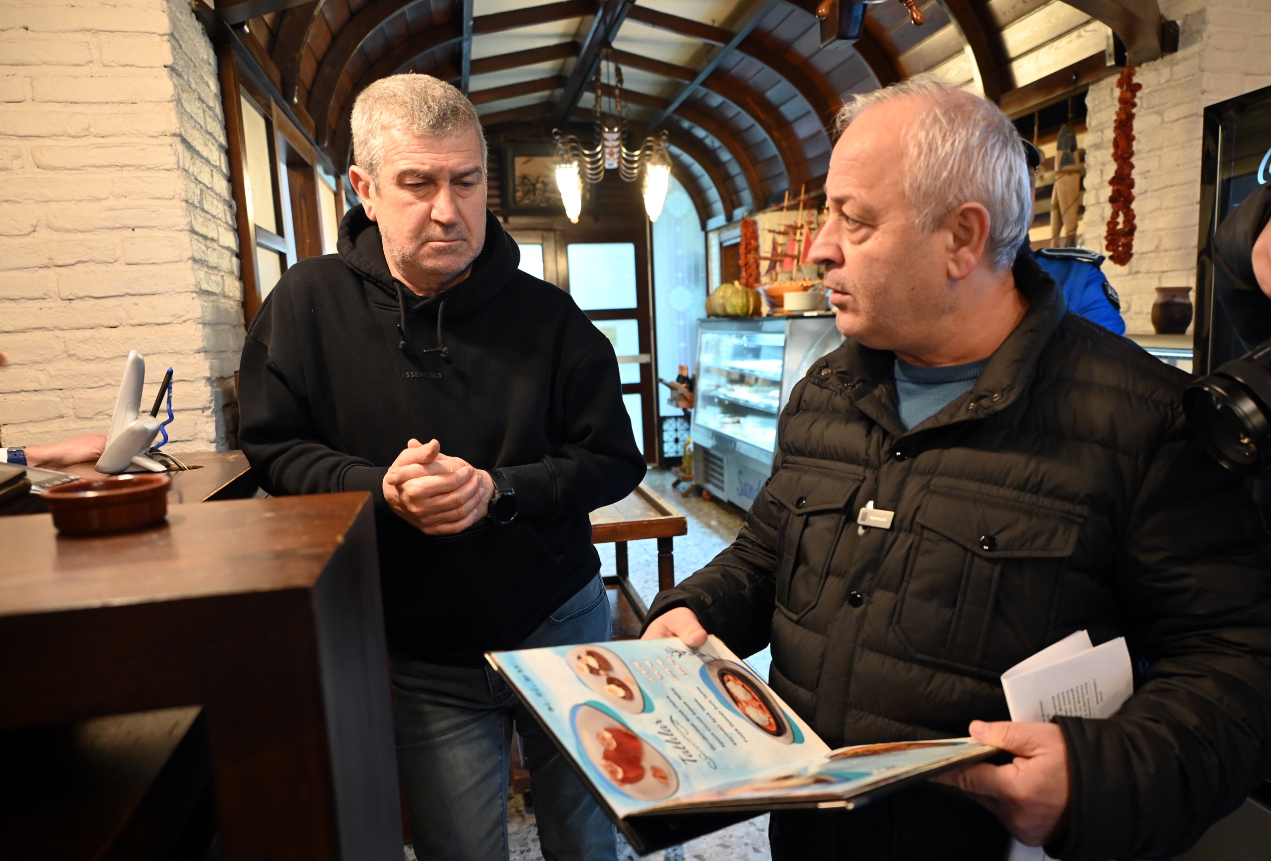 Yalova’da Zabıta Harekete Geçti: Kuver ve Servis Ücretine Sıkı Denetim