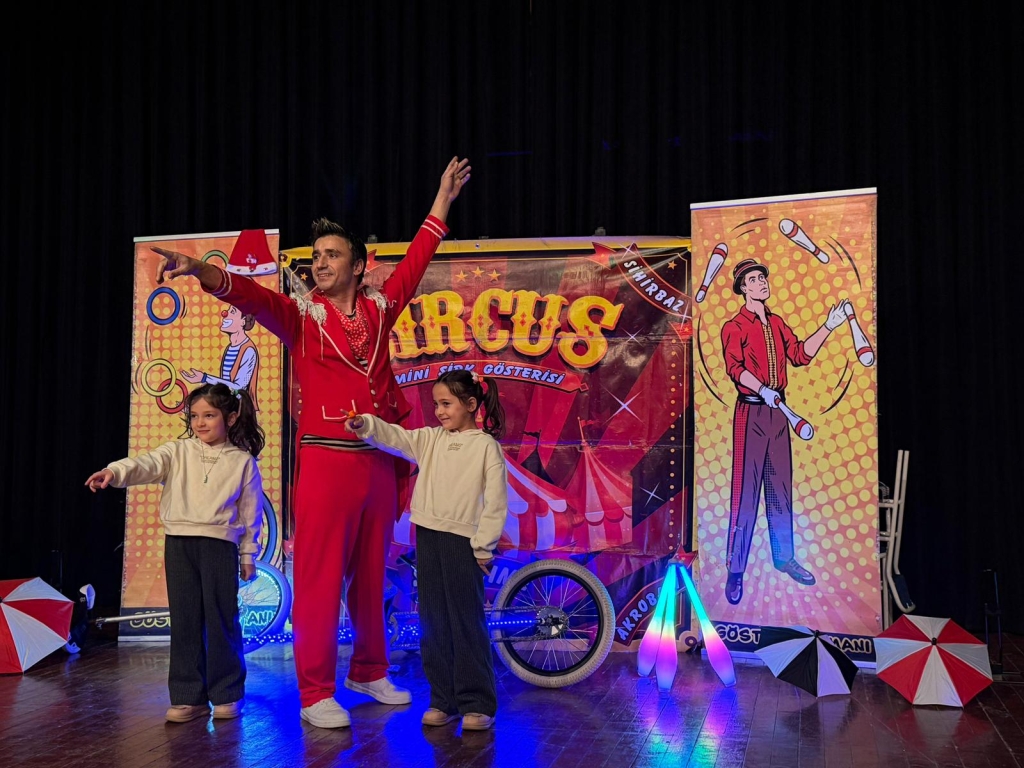 YALOVA BELEDİYESİ'NİN SÖMESTR ETKİNLİKLERİ BİNLERCE ÇOCUĞUN KATILIMIYLA TAMAMLANDI