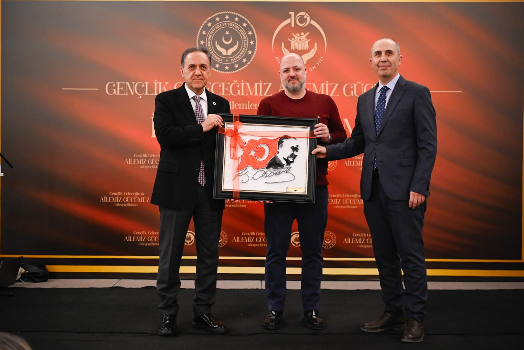 Aile Buluşmaları İftar Programı Yalova’da Gerçekleştirildi 9 Aile Buluşmaları İftar Programı Yalova’da Gerçekleştirildi