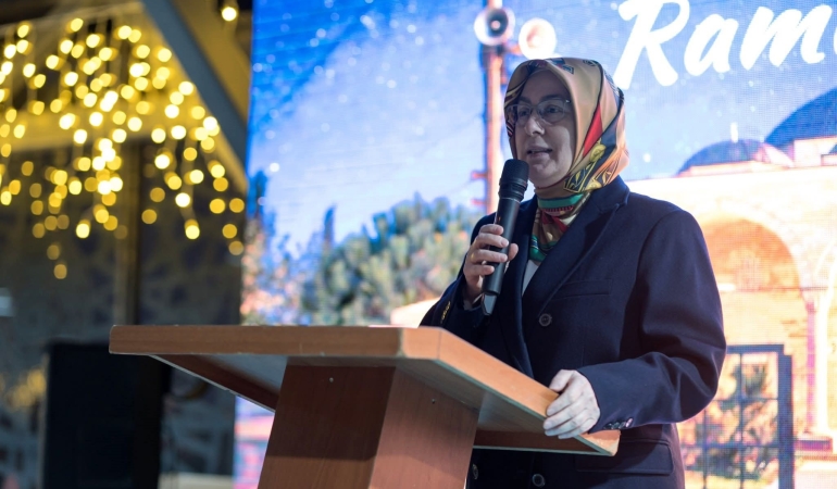 AK Parti Yalova Milletvekili Meliha Akyol Altınova’da İftar Programına Katıldı