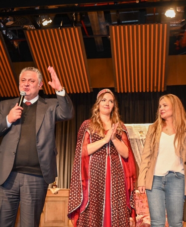 YALOVA BELEDİYESİ KADIN TİYATRO TOPLULUĞU 7 KOCALI HÜRMÜZ” İLE BÜYÜK BEĞENİ TOPLADI