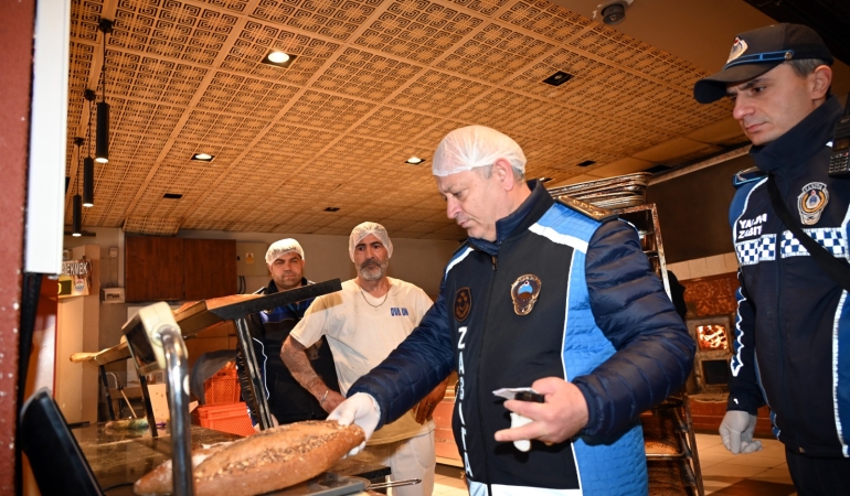 YALOVA BELEDİYESİ ZABITA EKİPLERİNDEN RAMAZAN’DA SIKI DENETİM