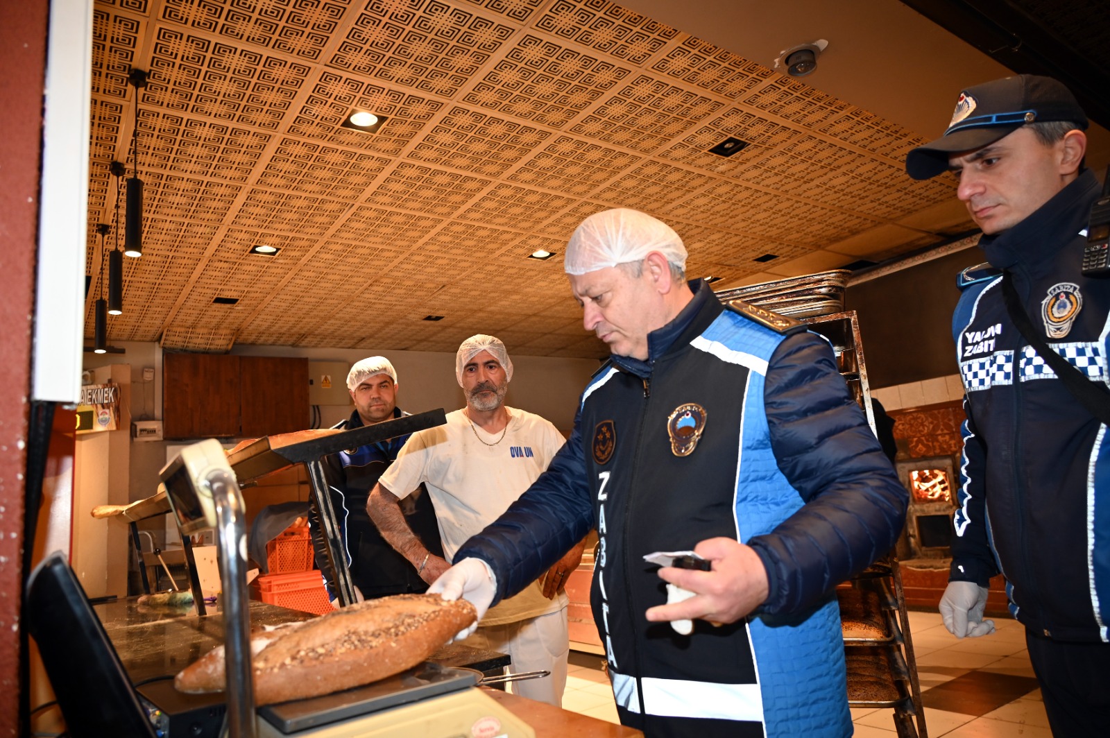 YALOVA BELEDİYESİ ZABITA EKİPLERİNDEN RAMAZAN’DA SIKI DENETİM