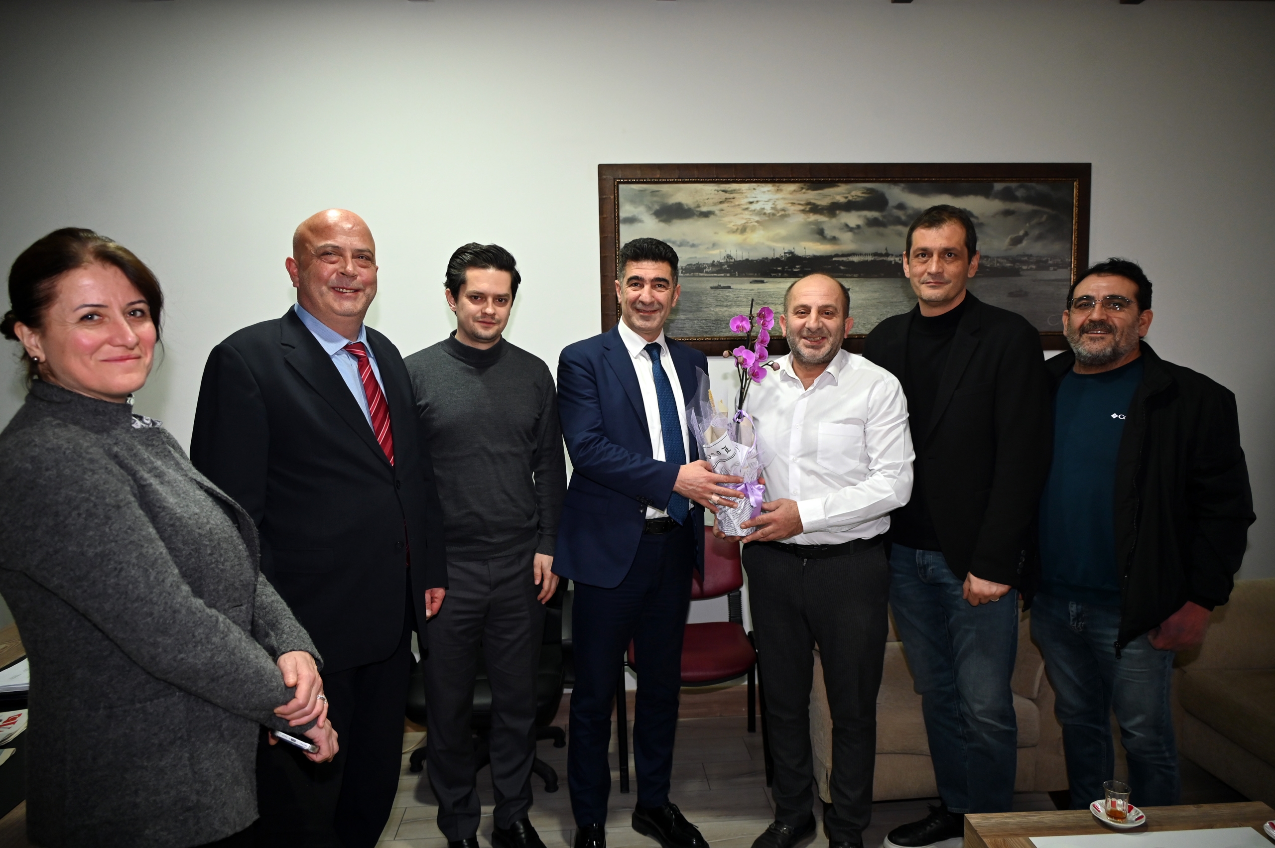 YALOVA BELEDİYESİ’NDEN ESNAF ODASI BAŞKANLARINA ‘HAYIRLI OLSUN’ ZİYARETLERİ