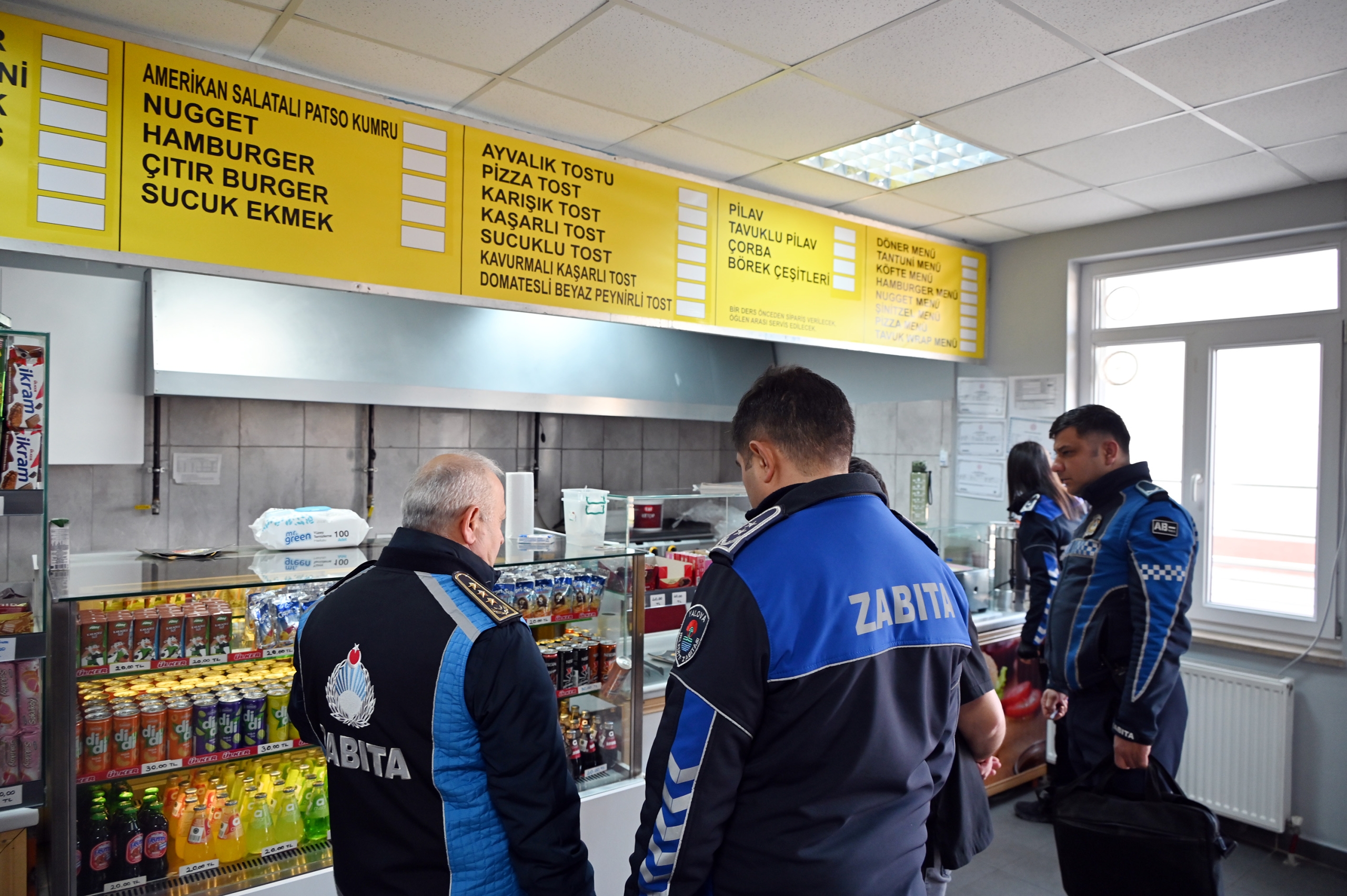 YALOVA BELEDİYESİ’NDEN OKUL KANTİNLERİNE SIKI DENETİM 6 YALOVA BELEDİYESİ’NDEN OKUL KANTİNLERİNE SIKI DENETİM