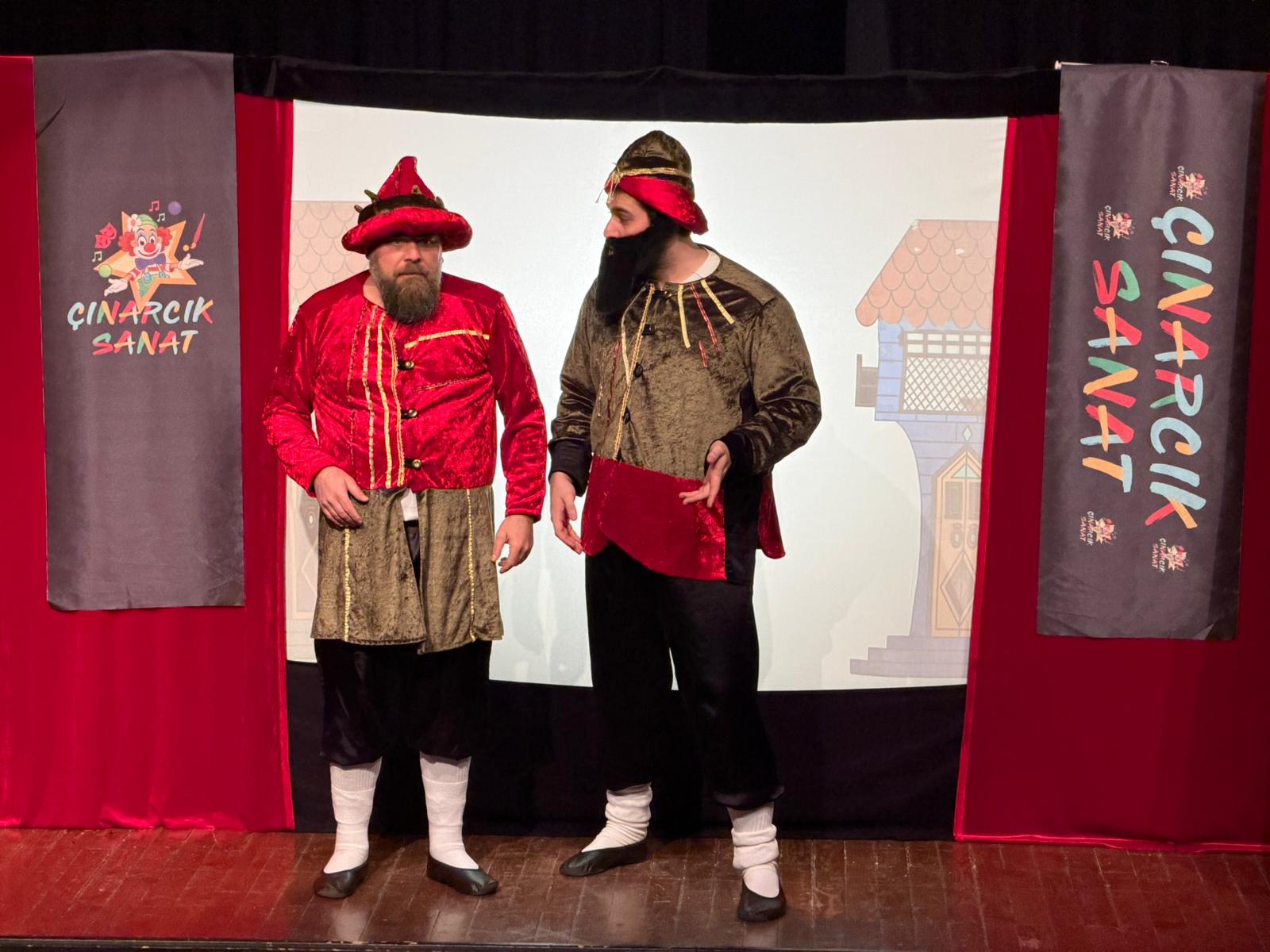 KARAGÖZ İLE HACİVAT MİNİKLERLE BULUŞTU 5 KARAGÖZ İLE HACİVAT MİNİKLERLE BULUŞTU