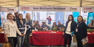 YEREL TOHUMLAR BORNOVA’DA BİNLERCE VATANDAŞLA BULUŞTU