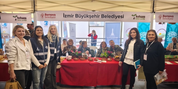 YEREL TOHUMLAR BORNOVA’DA BİNLERCE VATANDAŞLA BULUŞTU