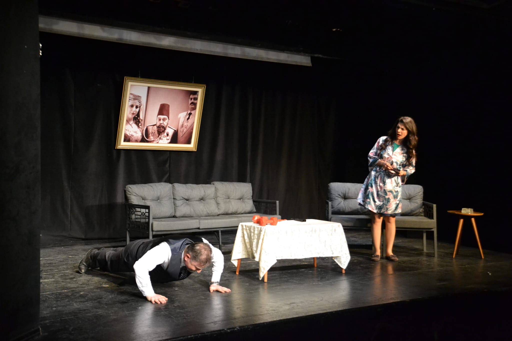 KAPALI GİŞE SAHNELENEN KOMEDİ YALOVA’YA GELİYOR: