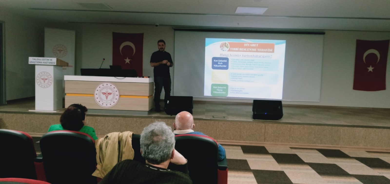 Yalova Eğitim ve Araştırma Hastanesi’nde Diyabet Okulu Eğitimleri Her Ay Devam Ediyor