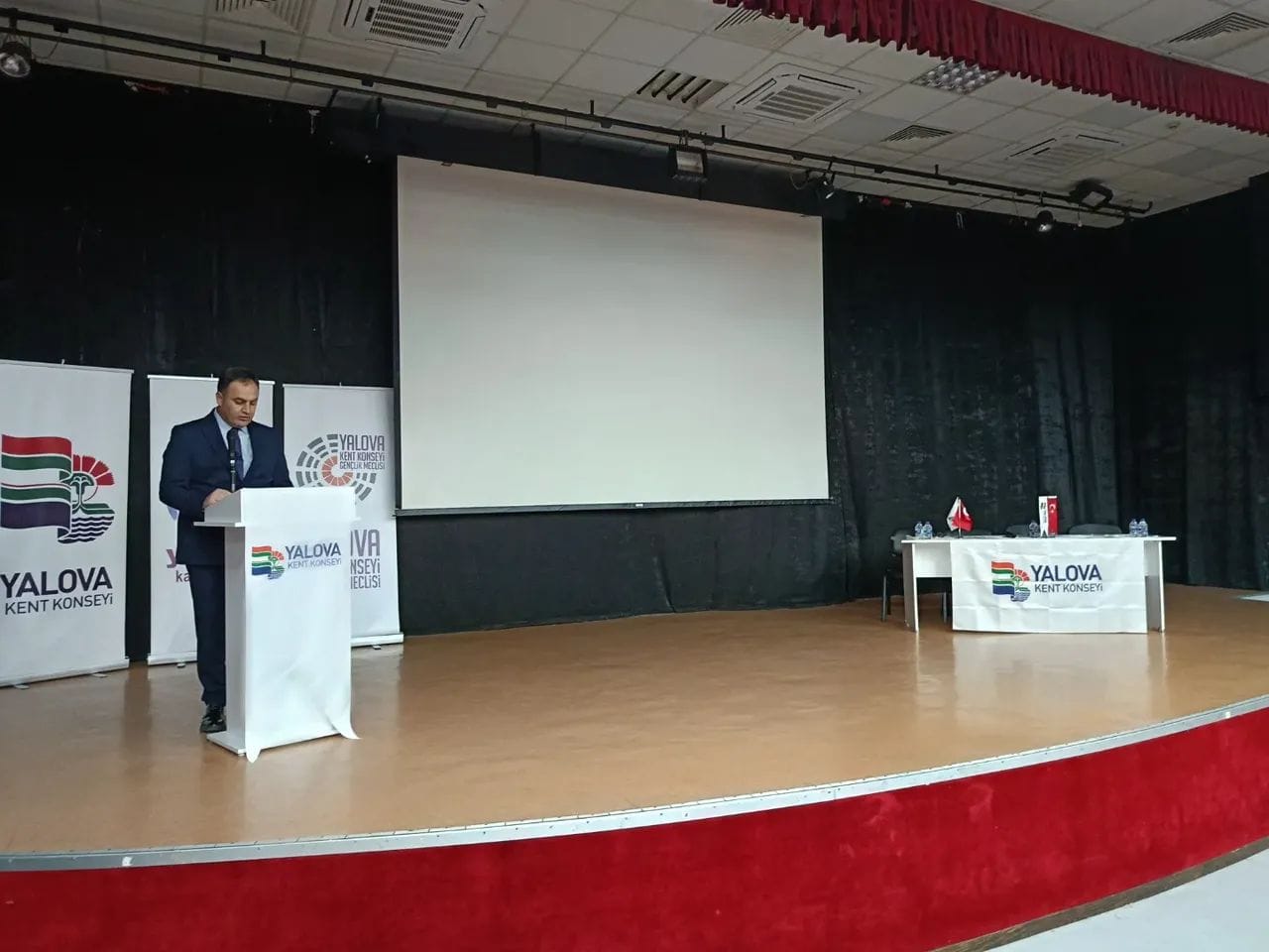 Yalova Kent Konseyi 7. Dönem 1. Olağan Genel Kurulu Güçlü Katılımla Gerçekleştirildi