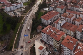 YALOVA’NIN GİRİŞİNDE TRAFİĞİ RAHATLATAN ÇALIŞMA TAMAMLANDI