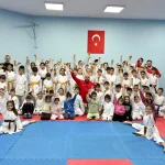 ÇİFTLİKKÖY KARATECİLERİ KUŞAK SINAVI HEYECANI YAŞADI