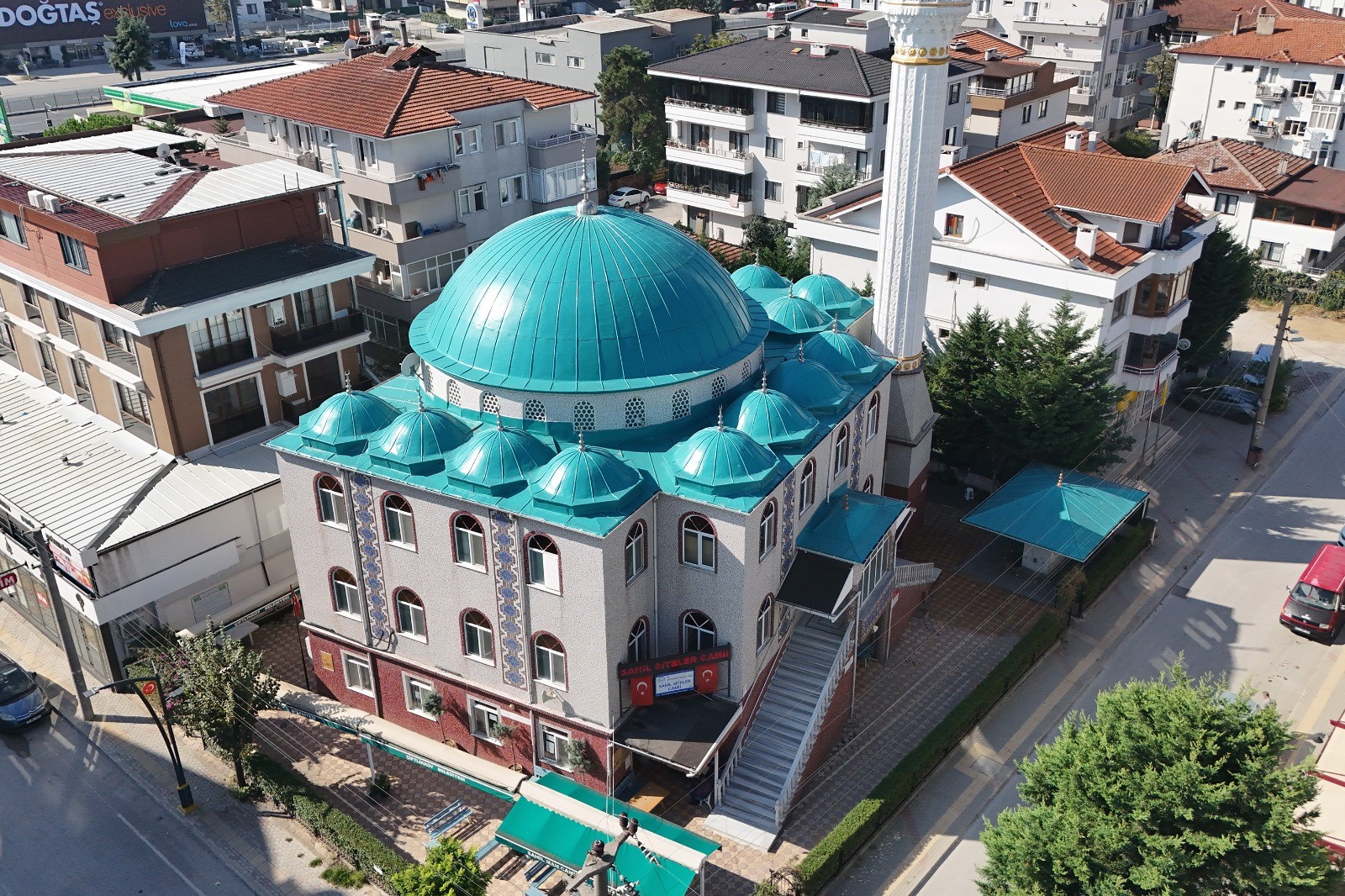 ÇİFTLİKKÖY’DE CAMİLER RAMAZAN’A HAZIR