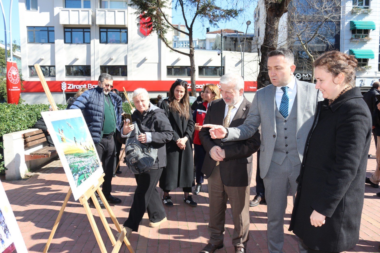 15. Uluslararası Tarım, Orman ve İnsan Fotoğraf Sergisi Yalova’da Açıldı