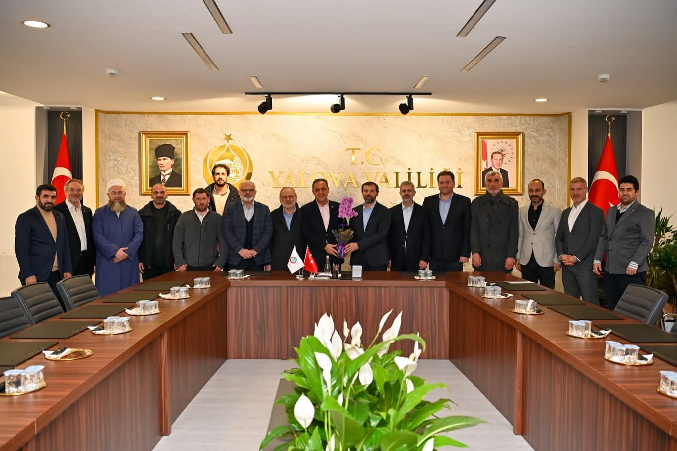 Yalova Gönüllü STK Platformu’ndan Vali Usta’ya Anlamlı Ziyaret