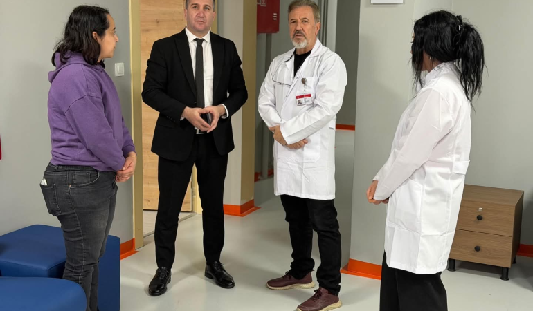 Nadide Üstündağ Yıldırım Gündüz Bakım, Rehabilitasyon ve Aile Danışma Merkezi Hizmete Başladı