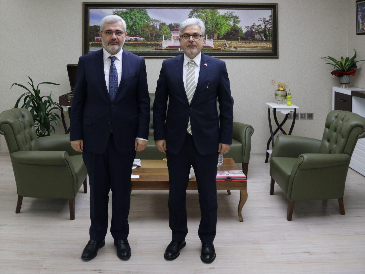 Bakan Yardımcısı Yelkenci’den Yalova İl Millî Eğitim Müdürlüğüne Ziyaret 4 Bakan Yardımcısı Yelkenci’den Yalova İl Millî Eğitim Müdürlüğüne Ziyaret