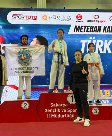 ÇİFTLİKKÖY KARATECİLERİ YILDIZLAR LİGİ’NE DAMGA VURDU