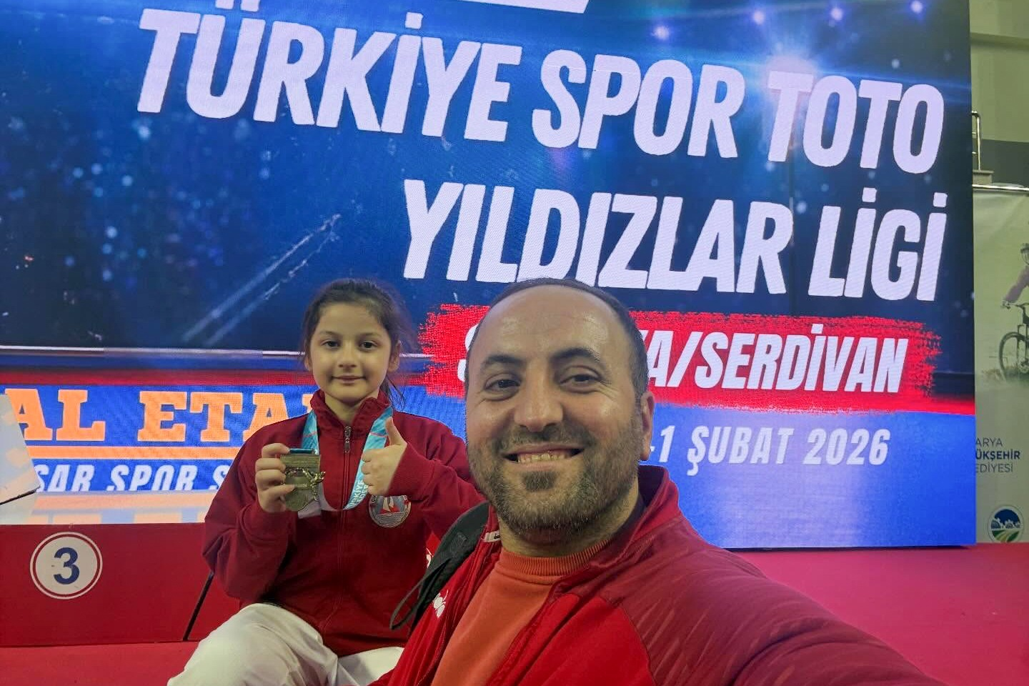 ÇİFTLİKKÖY KARATECİLERİ YILDIZLAR LİGİ’NE DAMGA VURDU