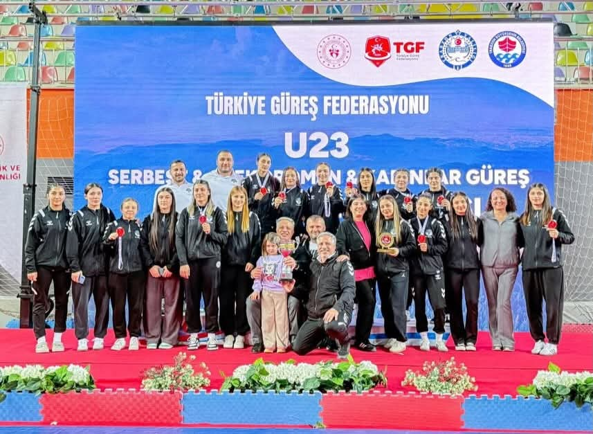 Yalova Termal Belediyespor Trabzon’da Esti: U23 Türkiye Şampiyonası’nda Takım Şampiyonluğu ve 12 Madalya