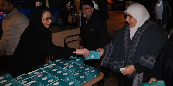 Altınova’da Berat Kandili Maneviyatı Camilerde Yaşandı