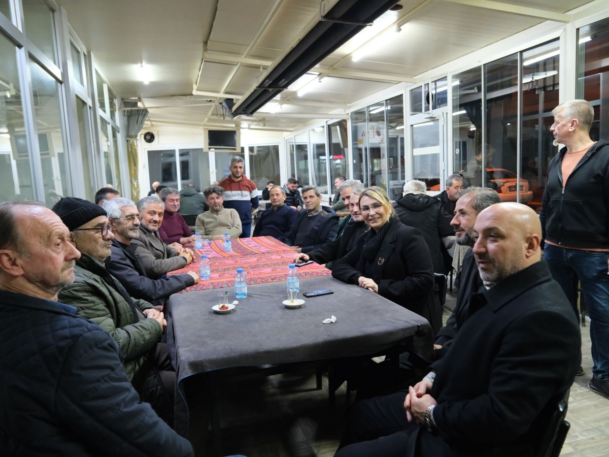 Altınova’da Berat Kandili Maneviyatı Camilerde Yaşandı