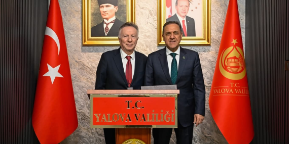 Eski Vali Yusuf Erbay’dan Yalova Valisi Dr. Ahmet Hamdi Usta’ya Hayırlı Olsun Ziyareti