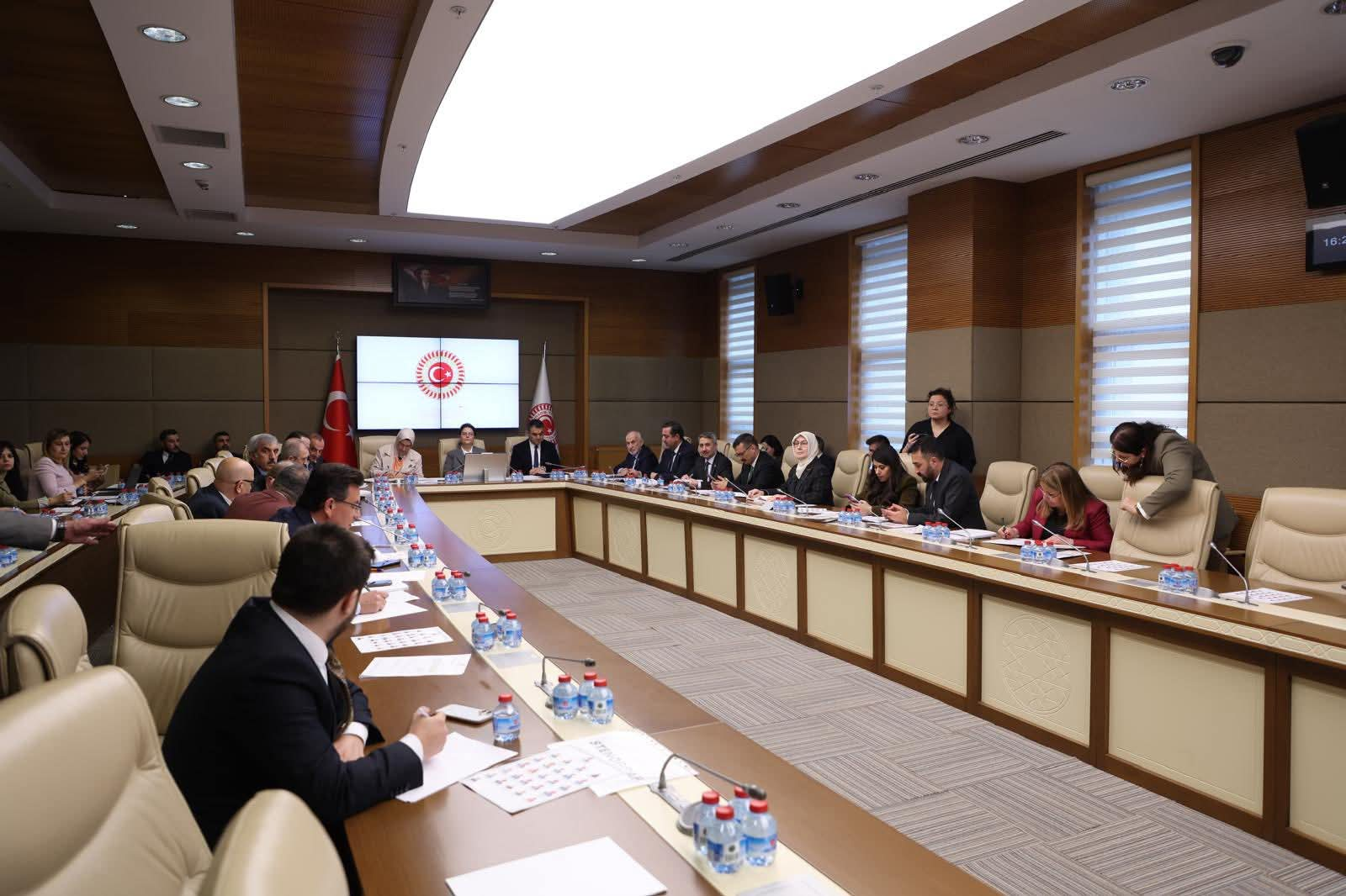 TBMM’de Dijital Dünyada Çocuk Güvenliği Masaya Yatırıldı