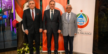 Yalova’da Vefa Buluşması: Emekli Vali Yardımcıları Onuruna Anlamlı Toplantı