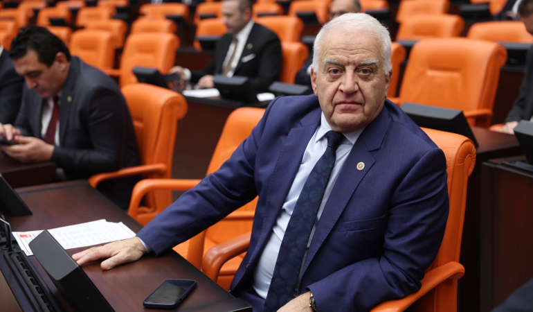 BECAN’DAN ANKARA’DA YALOVA HAMLESİ: ULAŞTIRMA BAKANI URALOĞLU İLE KRİTİK PROJELER MASADA