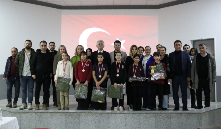 İstiklâl Marşı’nı En Güzel Okuyan Öğrenciler Yalova İl Finalinde Belli Oldu