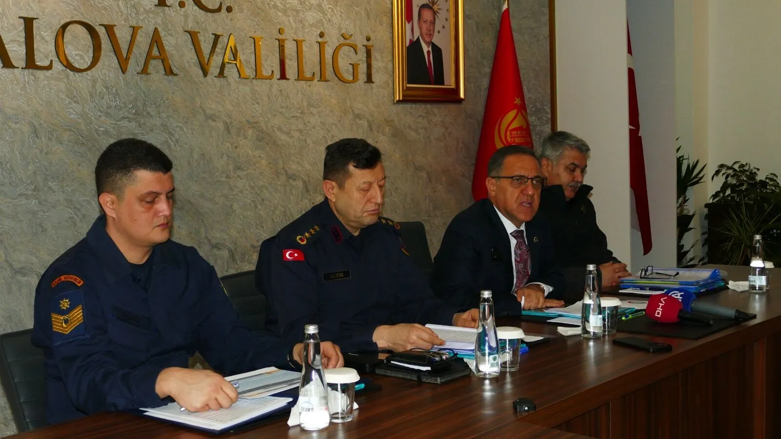 Yalova Valisi Dr. Ahmet Hamdi Usta 2024–2025 Güvenlik Verilerini Açıkladı: Terör, Kaçakçılık ve Asayişte Kararlı Mücadele