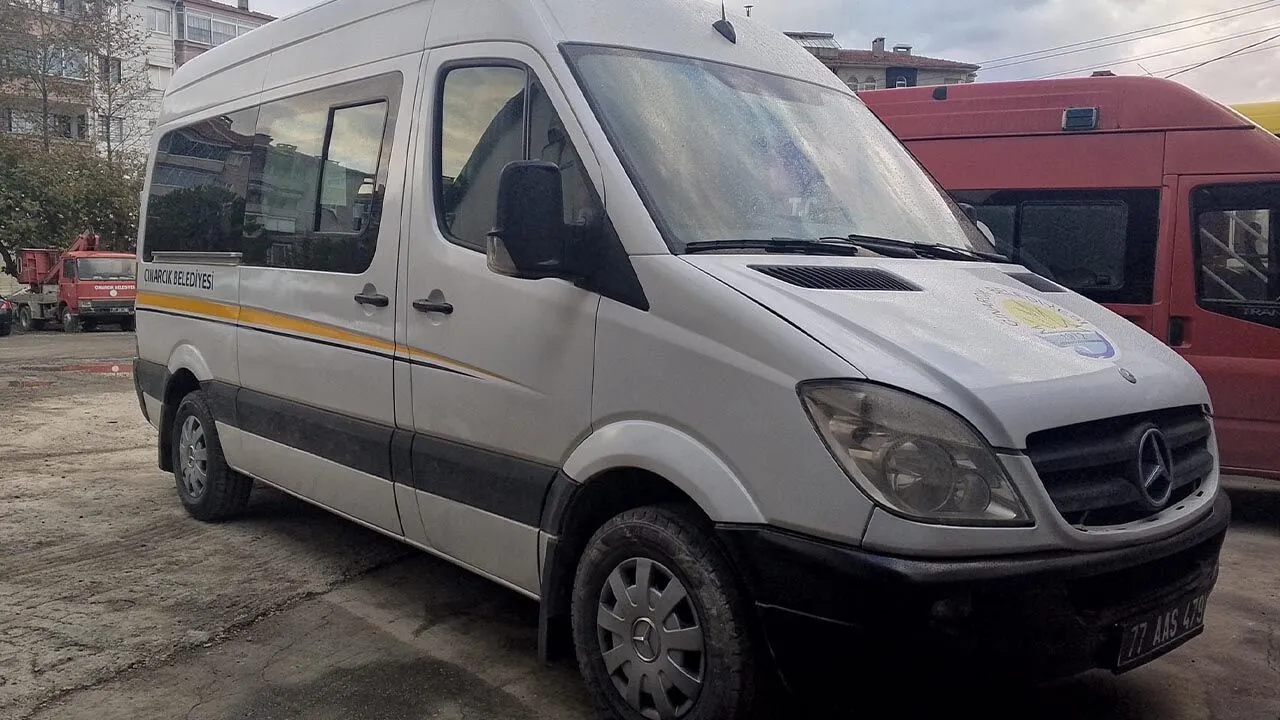 Çınarcık Belediyesi Araç Filosunu Güçlendirmeye Devam Ediyor