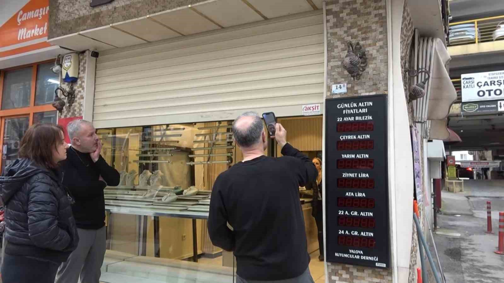 Yalova’da Nefes Kesen Kuyumcu Soygunu: 10 Milyon Liralık Altını 90 Saniyede Çaldılar