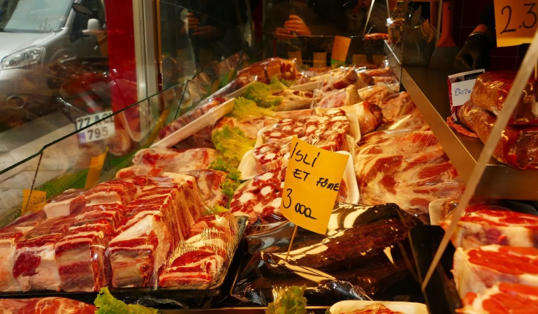 Başkan Bozkurt’tan Et Fiyatları ve Ramazan Uyarısı: “Piyasanın Sabitlenmesi Şart”