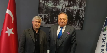 Yalova Oto Pratik Sahibi Mehmet Ali Soysal’dan Kent Konseyi Başkanı Kenan Engin’e Ziyaret