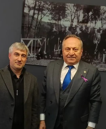 Yalova Oto Pratik Sahibi Mehmet Ali Soysal’dan Kent Konseyi Başkanı Kenan Engin’e Ziyaret