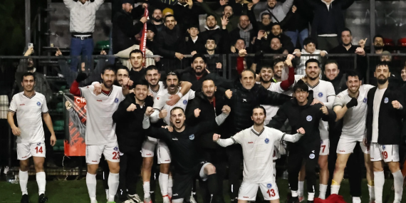 ÇİFTLİKKÖY ŞAMPİYONLUK YOLUNDA