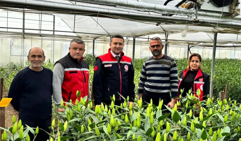 Sevgililer Günü Öncesi Yalova’da Çiçek Üreticilerine Moral Ziyareti