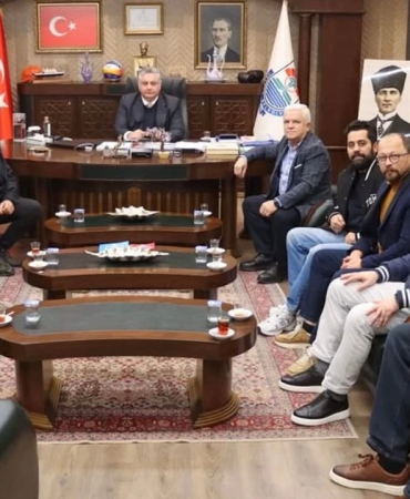 Berber ve Kuaför Esnafından Belediye’ye Ziyaret: Sektörün Talepleri Masaya Yatırıldı