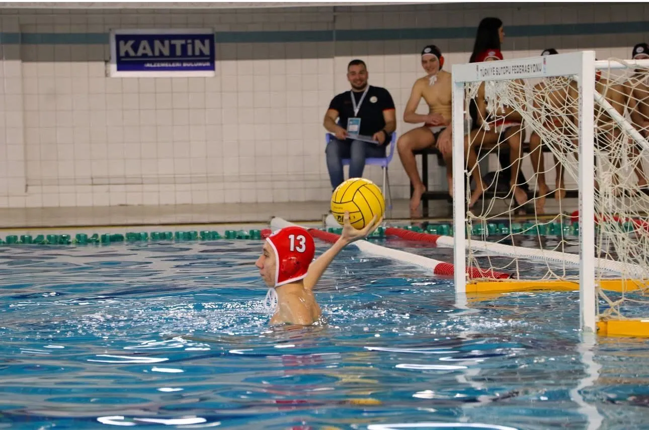 Yalova’da Öğrencilere Yaz Tatilinde Ücretsiz Su Sporları Eğitimi Müjdesi