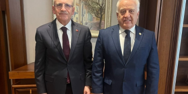 CHP’li Tahsin Becan, Bakan Şimşek’le Görüştü: “Kamu Payı Azaldı, Barınma Krizi Derinleşiyor”