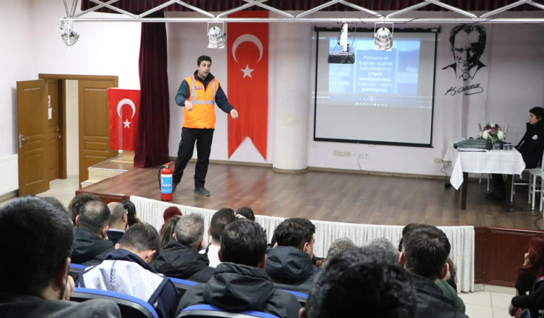 ÇİFTLİKKÖY İTFAİYESİ’NDEN YANGIN EĞİTİMLERİ