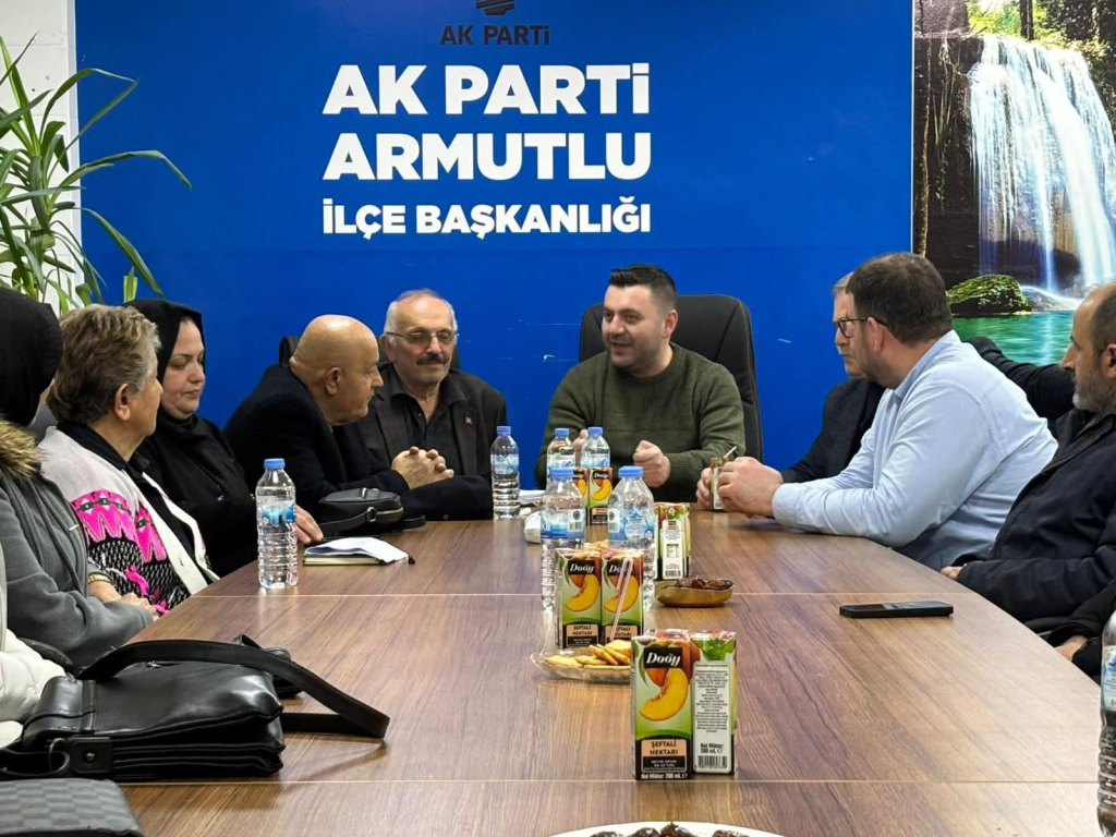 AK Parti Yalova Teşkilatı Armutlu’da Buluştu: İlçe Danışma Meclisi Toplantısı Gerçekleştirildi