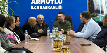 AK Parti Yalova Teşkilatı Armutlu’da Buluştu: İlçe Danışma Meclisi Toplantısı Gerçekleştirildi